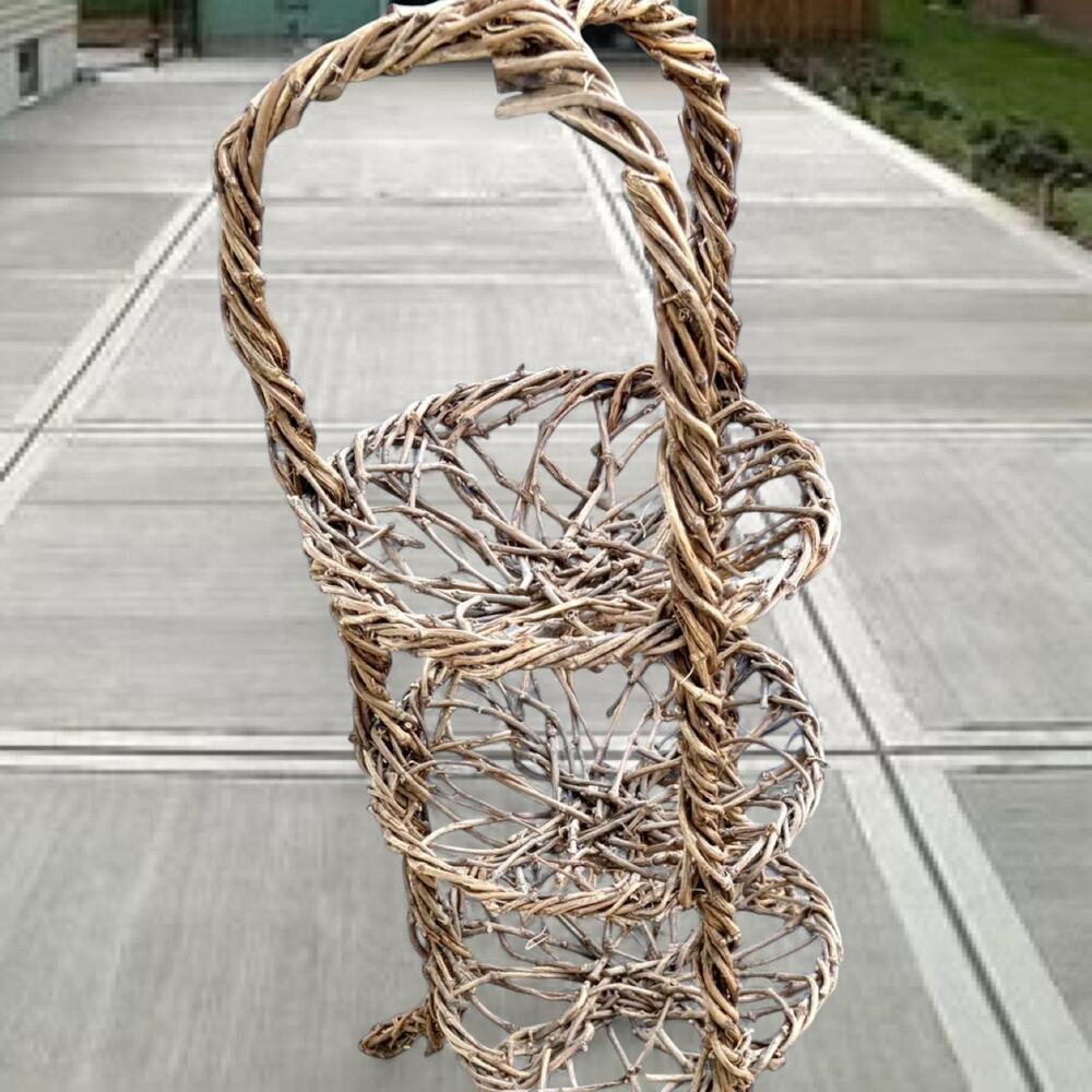 🚨VNTG French Country 3-tier Wicker Basket Stand Woven Baskets & Vine Frame 🧺 - Picture 4 of 7